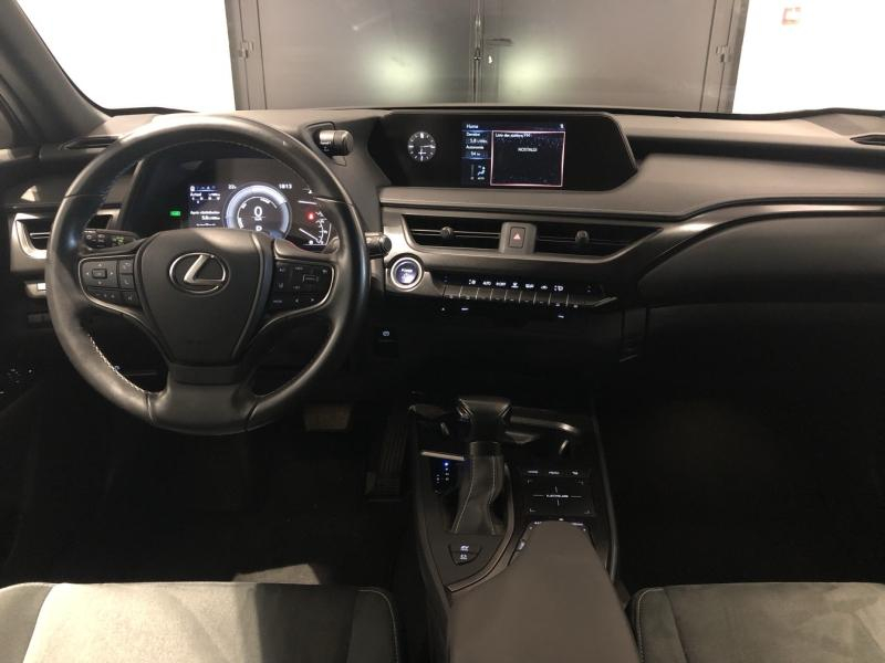 Photo 11 de l’annonce de LEXUS UX d’occasion à vendre à LATTES