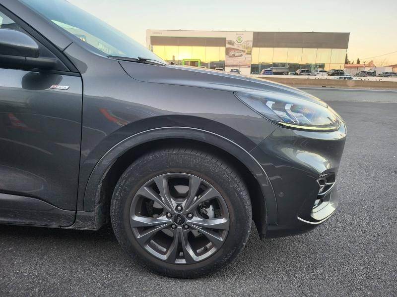Photo 9 de l’annonce de FORD Kuga d’occasion à vendre à FRÉJUS