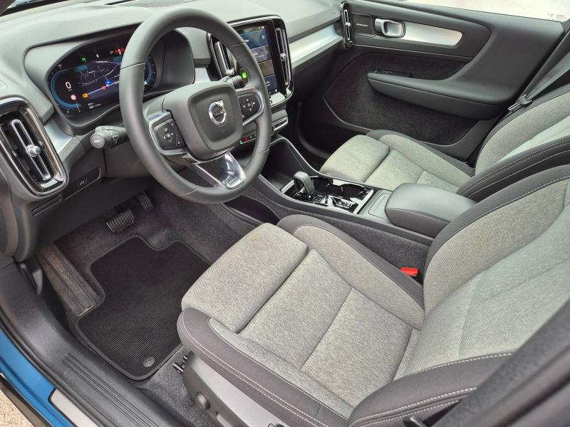 Photo 5 de l’annonce de VOLVO XC40 d’occasion à vendre à AVIGNON