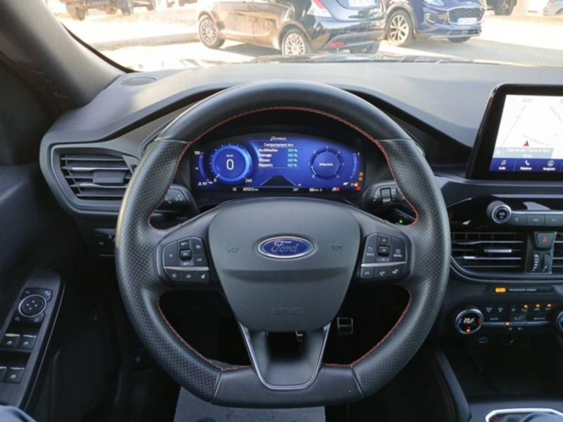 Photo 11 de l’annonce de FORD Kuga d’occasion à vendre à NÎMES
