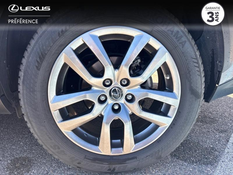 Photo 4 de l’annonce de LEXUS NX d’occasion à vendre à MONTFAVET
