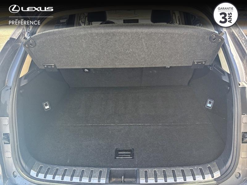 Photo 15 de l’annonce de LEXUS NX d’occasion à vendre à MONTFAVET