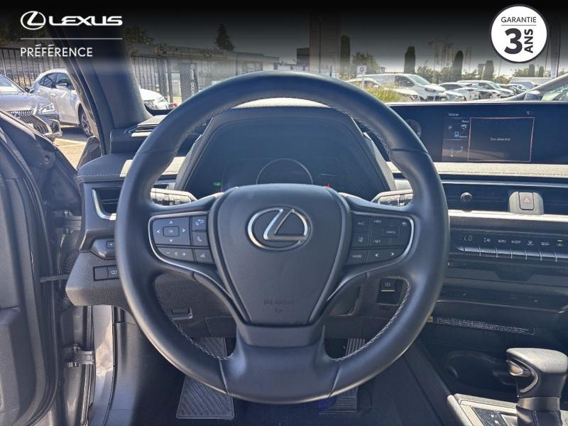 Photo 6 de l’annonce de LEXUS UX d’occasion à vendre à MONTFAVET