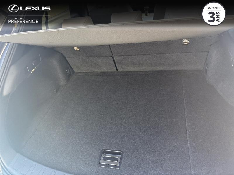 Photo 15 de l’annonce de LEXUS UX d’occasion à vendre à MONTFAVET