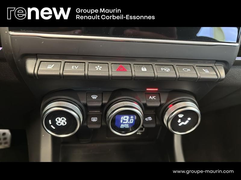 Photo 15 de l’annonce de RENAULT Arkana d’occasion à vendre à CORBEIL-ESSONNES