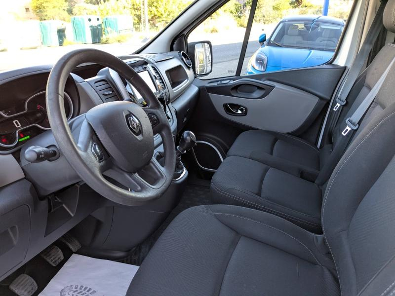Photo 7 de l’annonce de RENAULT Trafic Fg VUL d’occasion à vendre à MANOSQUE