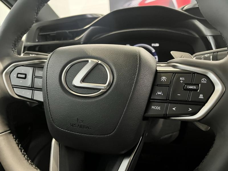 Photo 17 de l’annonce de LEXUS RZ d’occasion à vendre à MONTFAVET