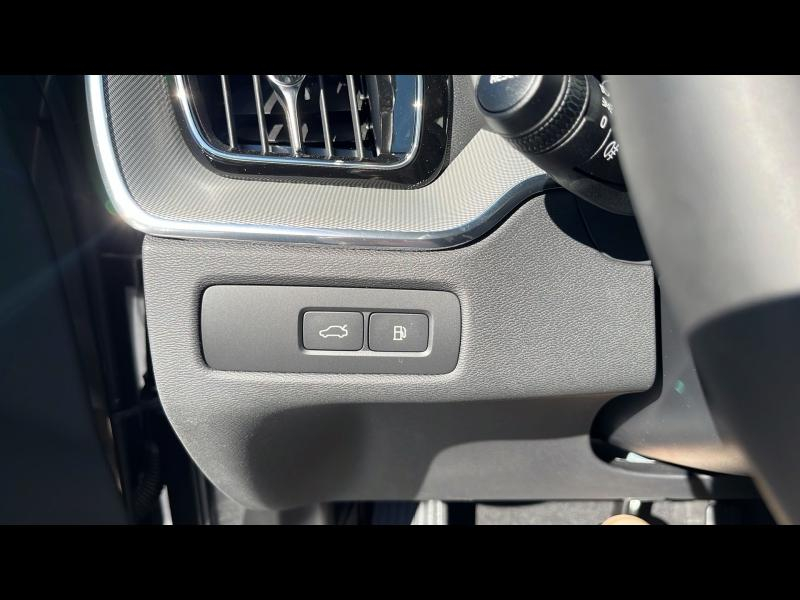 Photo 16 de l’annonce de VOLVO XC60 d’occasion à vendre à TOULON