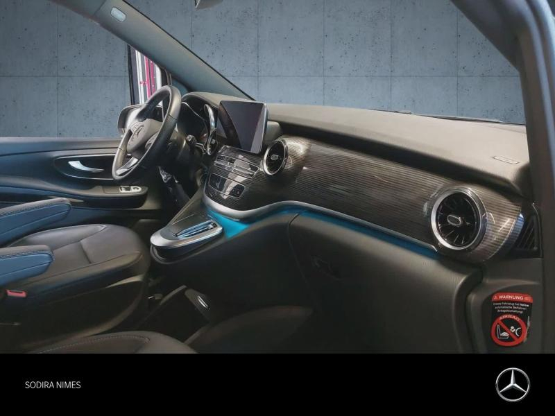 Photo 10 de l’annonce de MERCEDES-BENZ Classe V d’occasion à vendre à NIMES