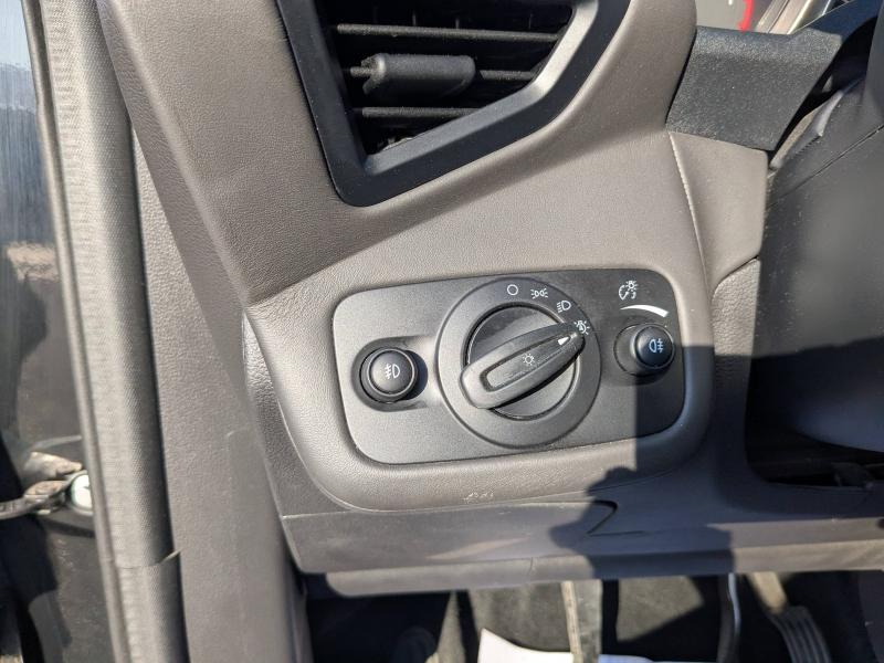 Photo 10 de l’annonce de FORD Kuga d’occasion à vendre à LA VALETTE