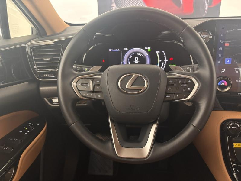 Photo 15 de l’annonce de LEXUS NX d’occasion à vendre à MONTFAVET