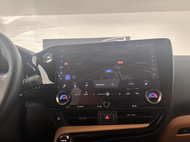 Photo 16 de l’annonce de LEXUS NX d’occasion à vendre à MONTFAVET
