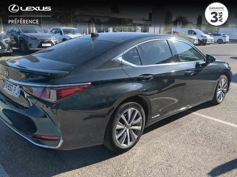 Photo 19 de l’annonce de LEXUS ES d’occasion à vendre à MONTFAVET