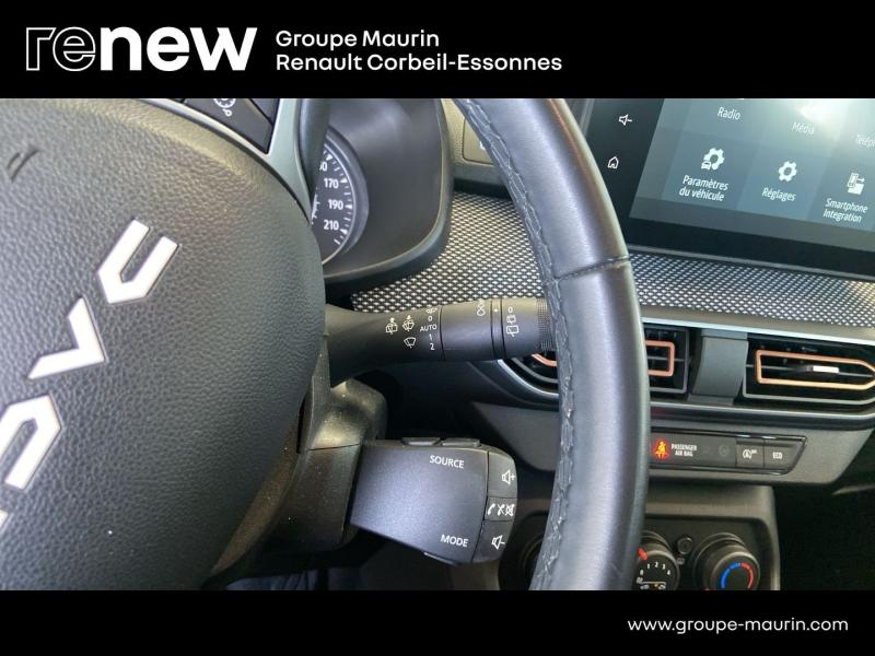 Photo 13 de l’annonce de DACIA Sandero d’occasion à vendre à CORBEIL-ESSONNES