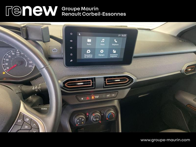 Photo 16 de l’annonce de DACIA Sandero d’occasion à vendre à CORBEIL-ESSONNES