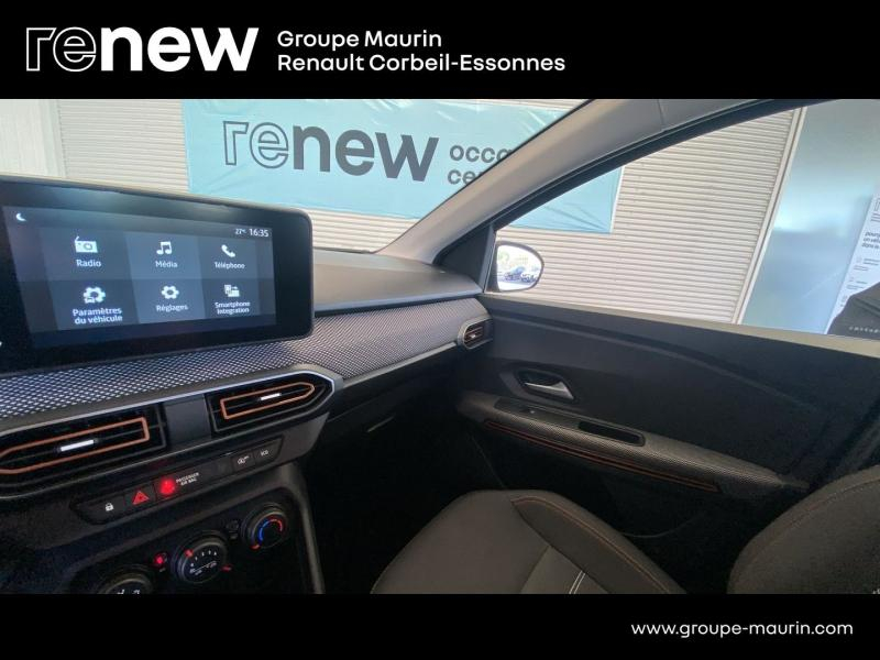 Photo 18 de l’annonce de DACIA Sandero d’occasion à vendre à CORBEIL-ESSONNES