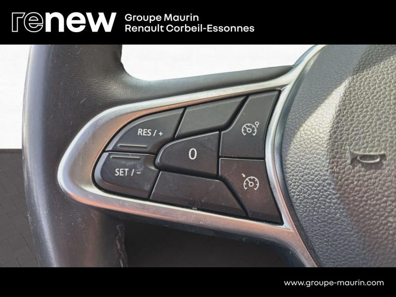 Photo 20 de l’annonce de RENAULT Clio d’occasion à vendre à CORBEIL-ESSONNES
