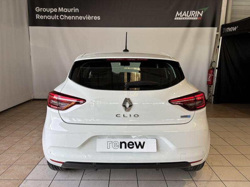 Photo 4 de l’annonce de RENAULT Clio d’occasion à vendre à CHENNEVIÈRES-SUR-MARNE
