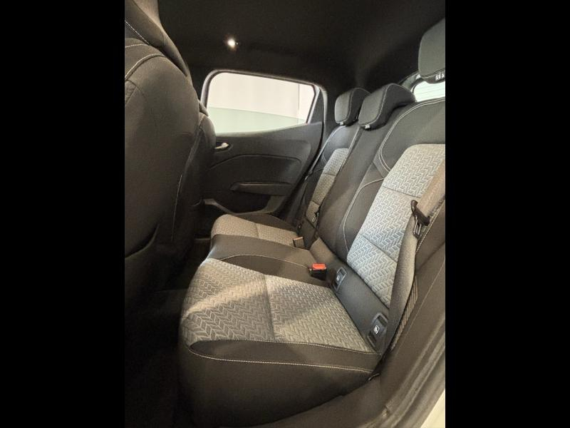 Photo 12 de l’annonce de RENAULT Clio d’occasion à vendre à CHENNEVIÈRES-SUR-MARNE