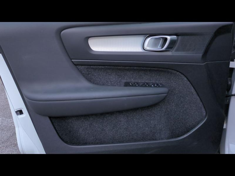 Photo 15 de l’annonce de VOLVO XC40 d’occasion à vendre à FRÉJUS