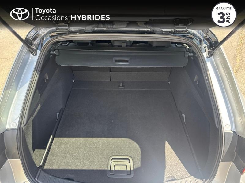 Photo 10 de l’annonce de TOYOTA Corolla Touring Spt d’occasion à vendre à LATTES