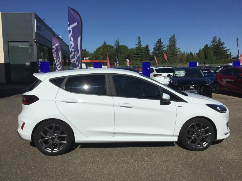 Photo 3 de l’annonce de FORD Fiesta d’occasion à vendre à AVIGNON