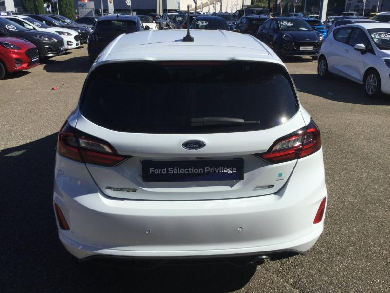 Photo 4 de l’annonce de FORD Fiesta d’occasion à vendre à AVIGNON