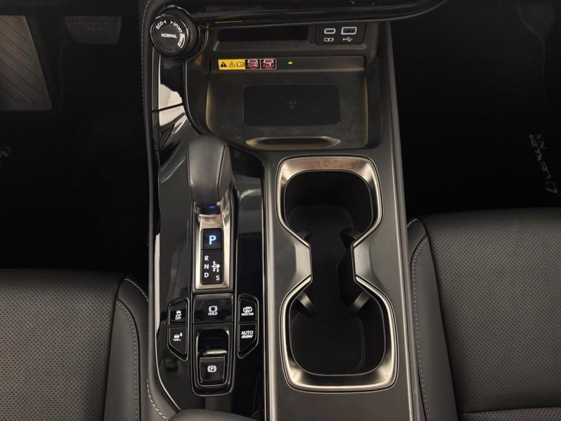 Photo 15 de l’annonce de LEXUS NX d’occasion à vendre à MONTFAVET
