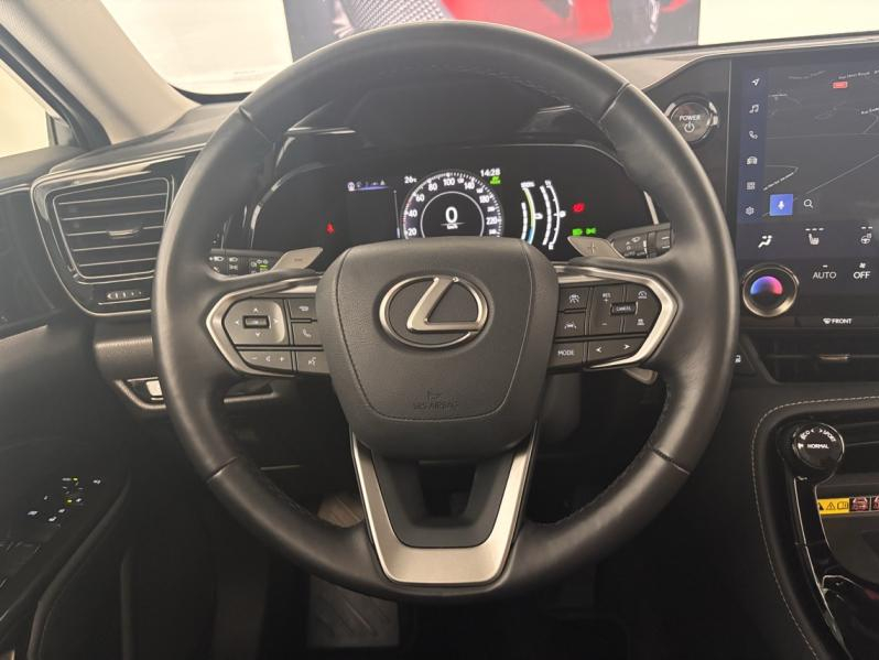 Photo 17 de l’annonce de LEXUS NX d’occasion à vendre à MONTFAVET