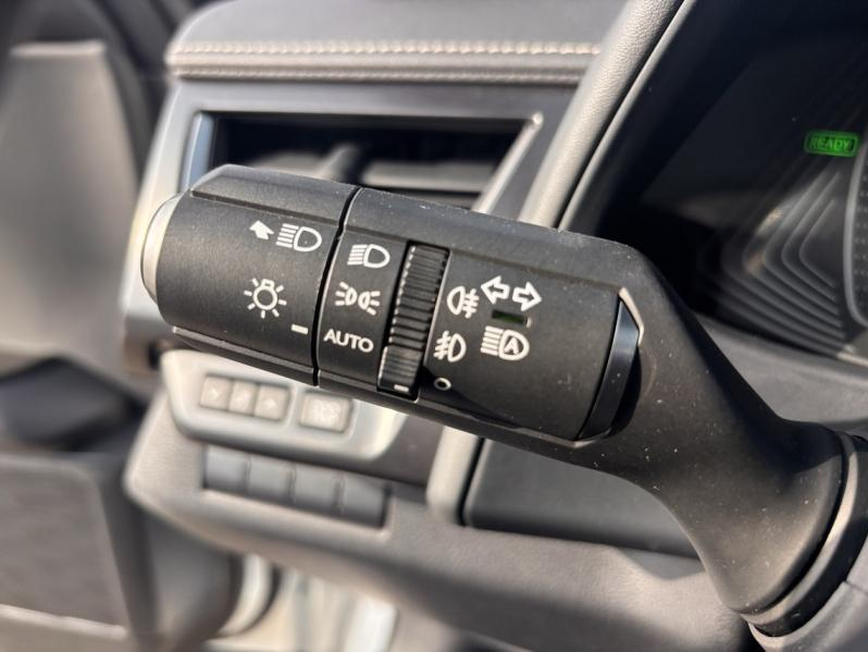 Photo 14 de l’annonce de LEXUS UX d’occasion à vendre à MONTFAVET