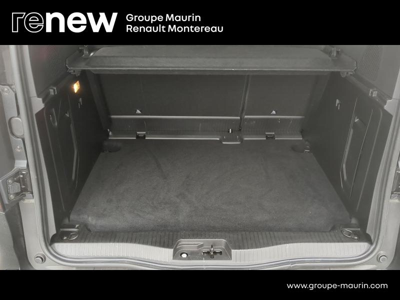 Photo 13 de l’annonce de RENAULT Kangoo d’occasion à vendre à VARENNES SUR SEINE