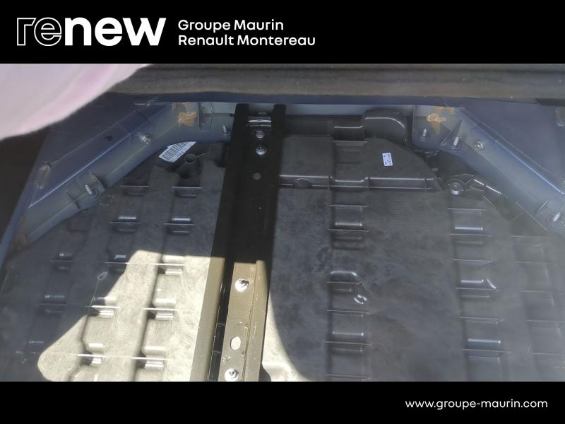 Photo 14 de l’annonce de RENAULT Megane d’occasion à vendre à VARENNES SUR SEINE