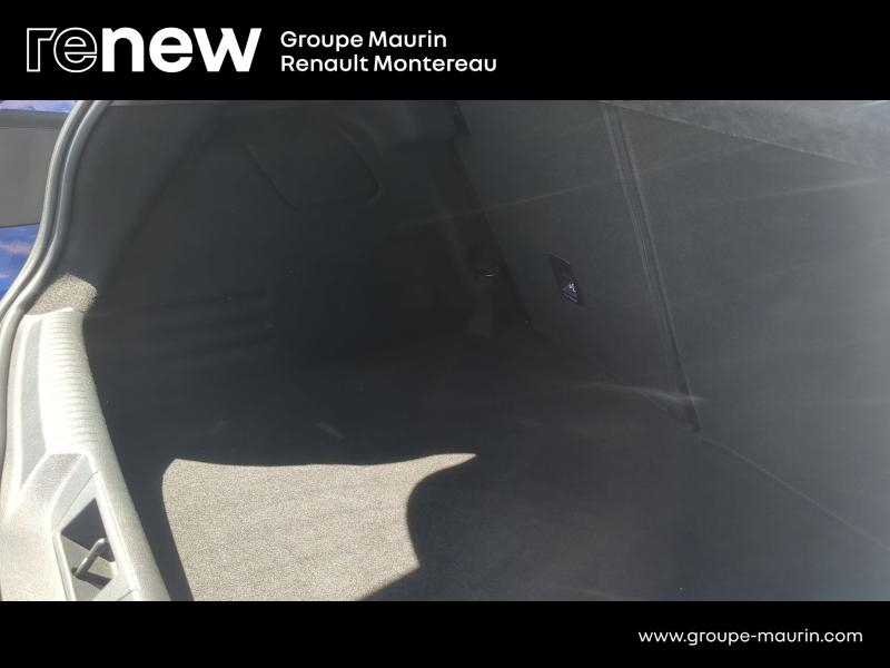 Photo 15 de l’annonce de RENAULT Megane d’occasion à vendre à VARENNES SUR SEINE