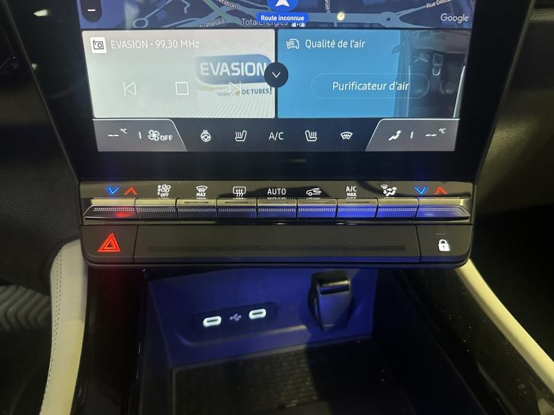 Photo 15 de l’annonce de RENAULT Espace d’occasion à vendre à CHENNEVIÈRES-SUR-MARNE