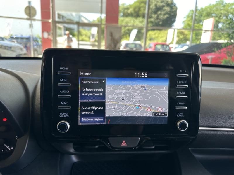 Photo 14 de l’annonce de TOYOTA Yaris d’occasion à vendre à SÈTE