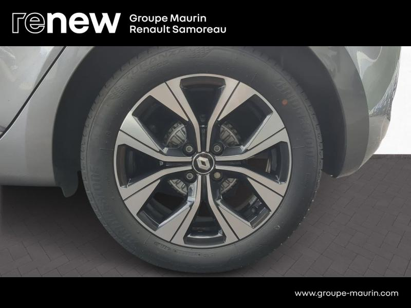 Photo 7 de l’annonce de RENAULT Clio d’occasion à vendre à SAMOREAU