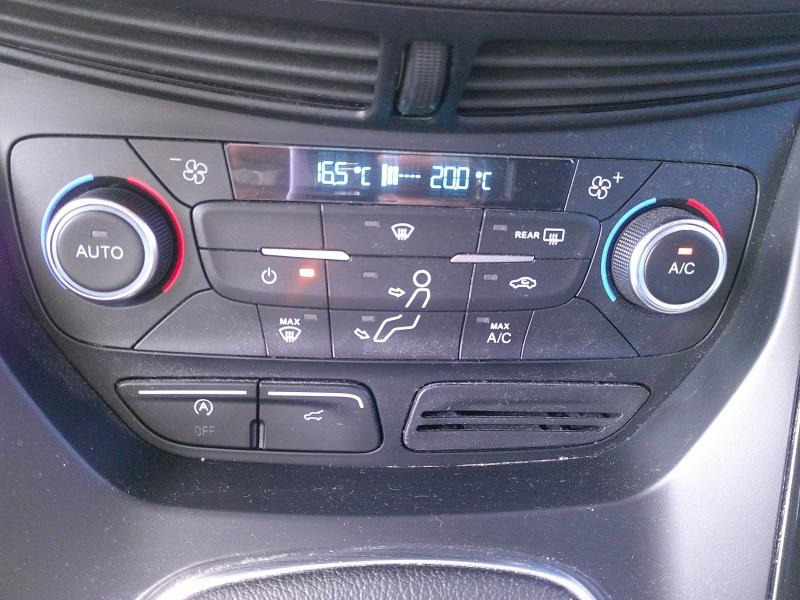 Photo 10 de l’annonce de FORD Kuga d’occasion à vendre à PERPIGNAN