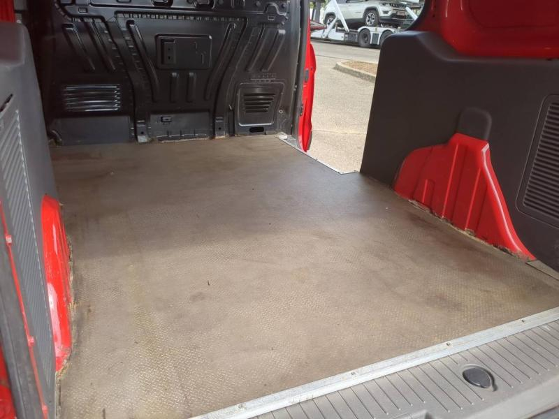 Photo 11 de l’annonce de FORD Transit Connect VUL d’occasion à vendre à CARPENTRAS