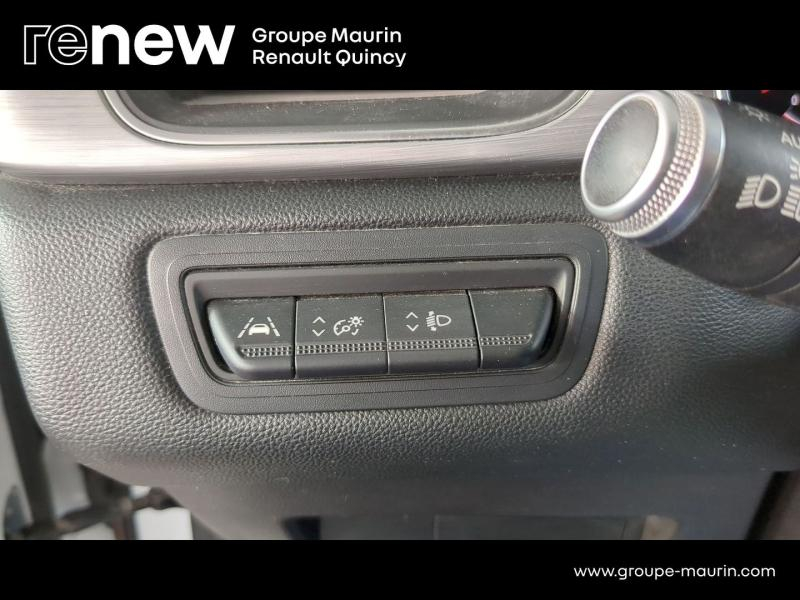 Photo 14 de l’annonce de RENAULT Captur d’occasion à vendre à QUINCY-SOUS-SÉNART