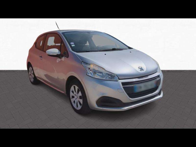 Photo 7 de l’annonce de PEUGEOT 208 d’occasion à vendre à BOLLÈNE