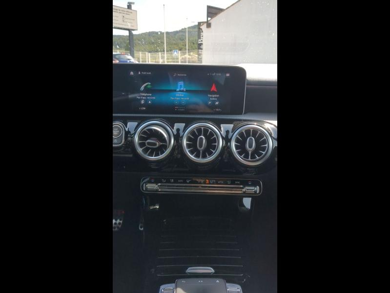 Photo 12 de l’annonce de MERCEDES-BENZ Classe A d’occasion à vendre à BOLLÈNE
