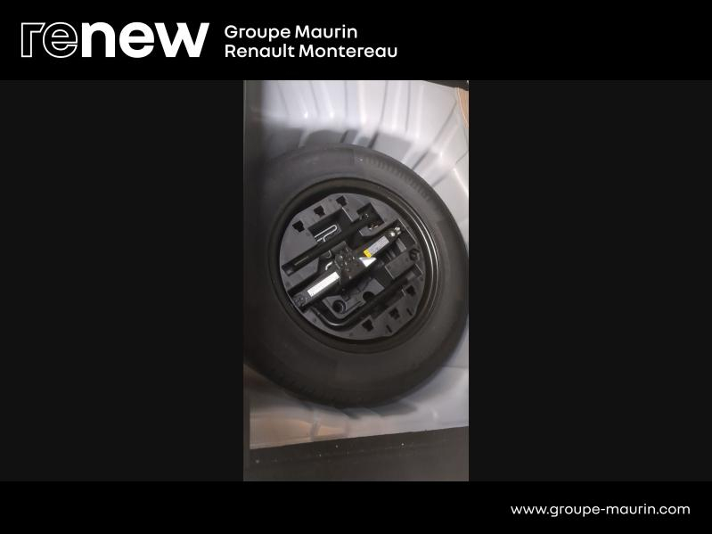 Photo 15 de l’annonce de RENAULT Clio d’occasion à vendre à VARENNES SUR SEINE