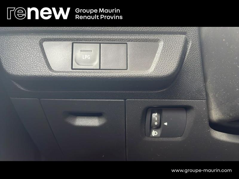 Photo 16 de l’annonce de DACIA Sandero d’occasion à vendre à PROVINS