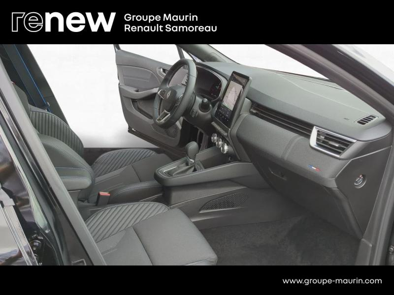 Photo 17 de l’annonce de RENAULT Clio d’occasion à vendre à SAMOREAU