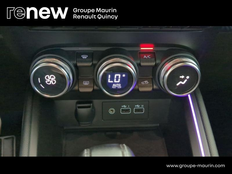 Photo 18 de l’annonce de RENAULT Clio d’occasion à vendre à QUINCY-SOUS-SÉNART