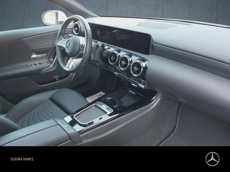 Photo 17 de l’annonce de MERCEDES-BENZ Classe A d’occasion à vendre à NIMES