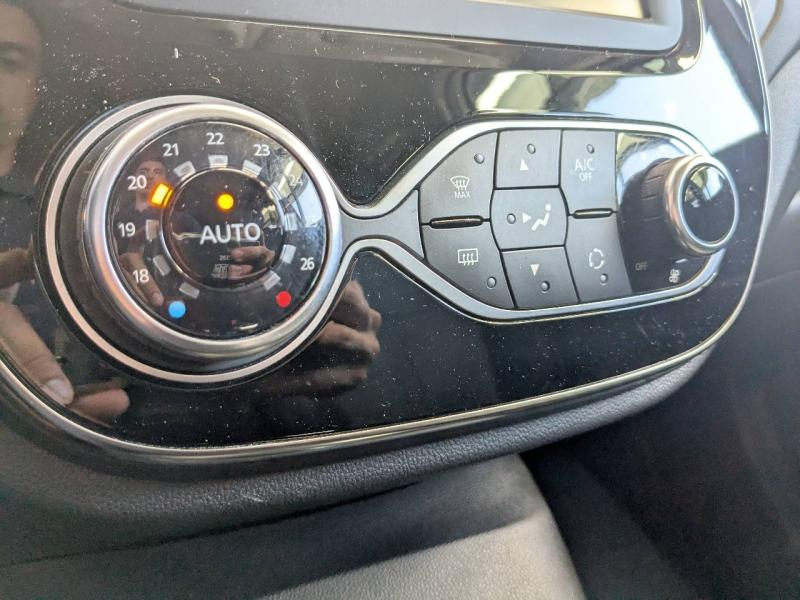 Photo 12 de l’annonce de RENAULT Captur d’occasion à vendre à PAYS DE GEX