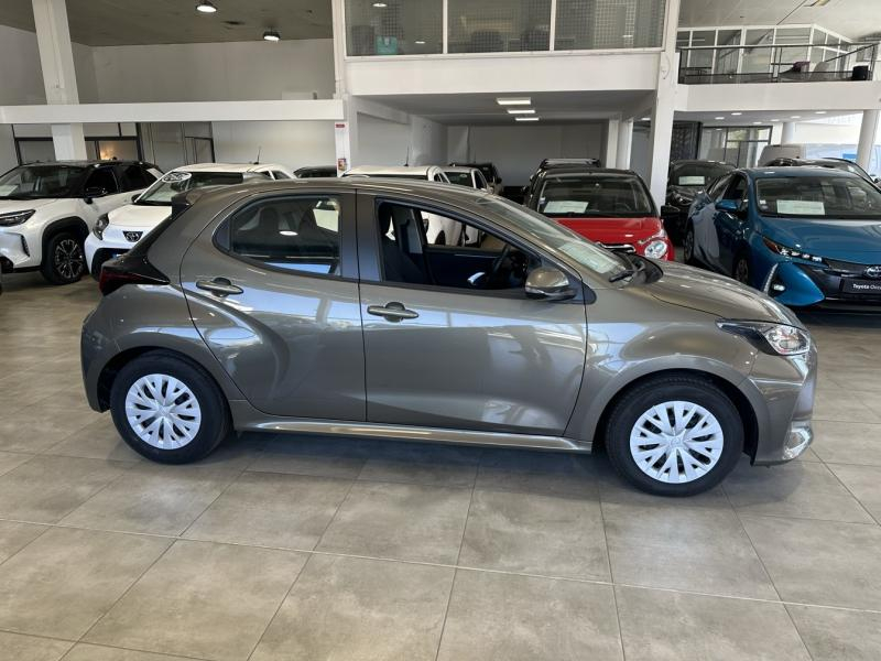 Photo 7 de l’annonce de TOYOTA Yaris d’occasion à vendre à LATTES