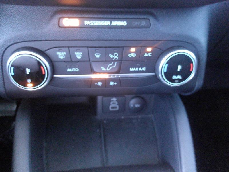 Photo 11 de l’annonce de FORD Kuga d’occasion à vendre à PERPIGNAN