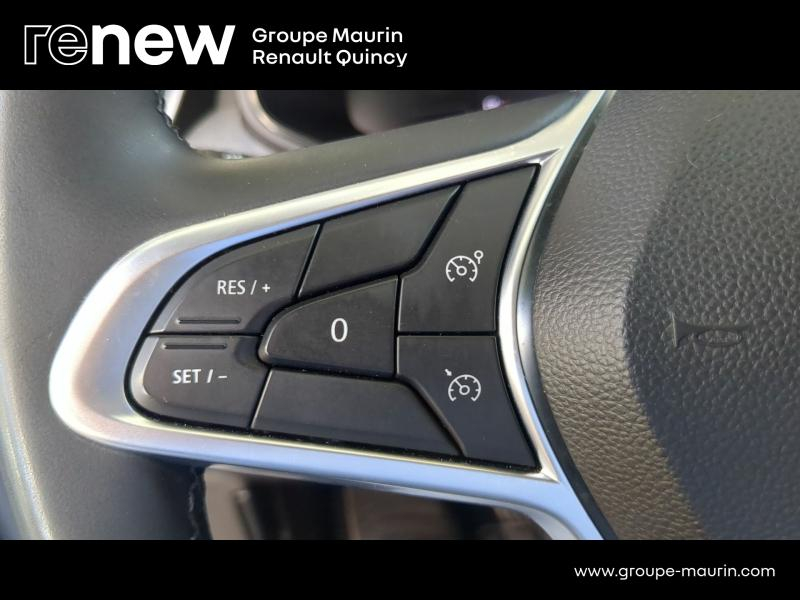 Photo 17 de l’annonce de RENAULT Clio d’occasion à vendre à QUINCY-SOUS-SÉNART